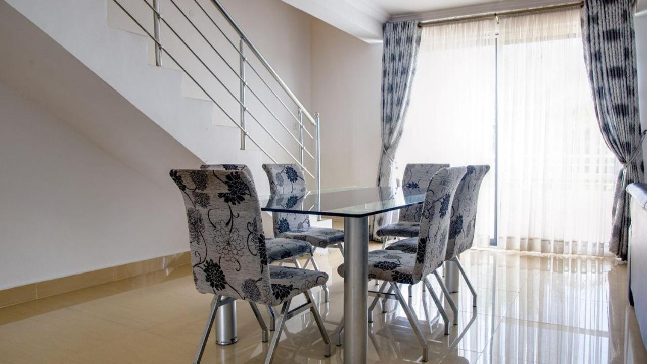 Lakowe Lakes Hotel, Golf And Country Estate By Newmark Lagos Exterior photo