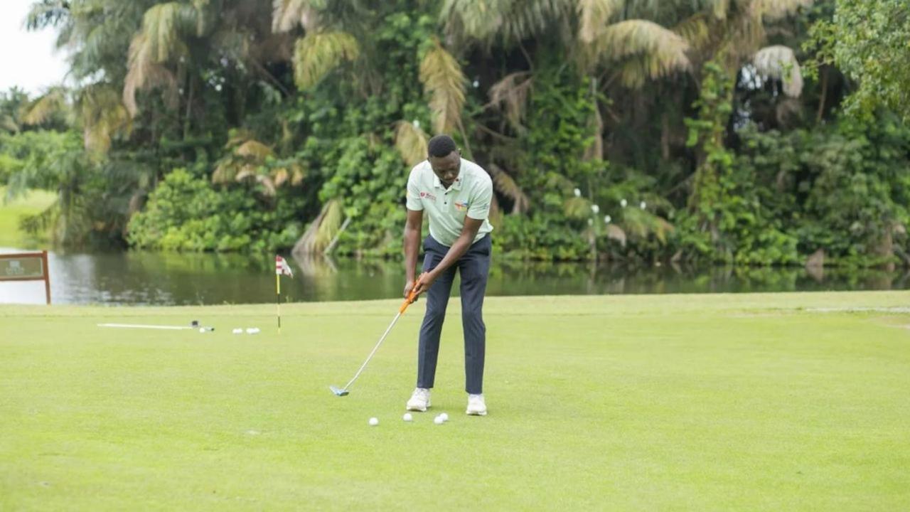 Lakowe Lakes Hotel, Golf And Country Estate By Newmark Lagos Exterior photo
